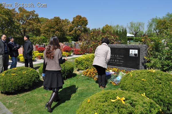 ������ѧԺʦ���μ��廳���������̰���ǰ����ɨĹ�